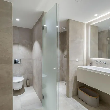 Apartment Chiado Prime With Terrace By Homing *