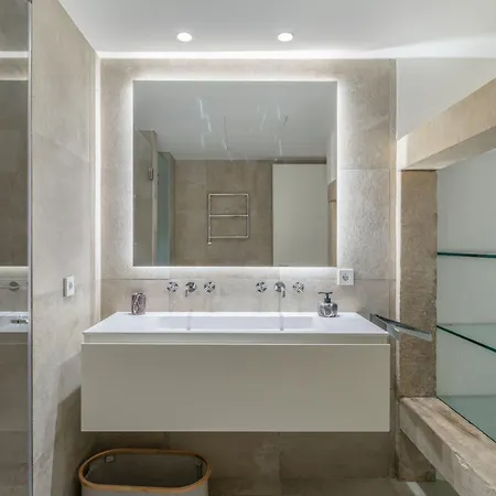 Chiado Prime With Terrace By Homing Apartment